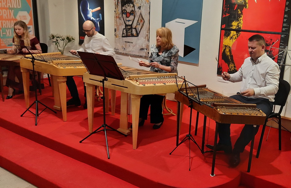 Cimbalom-9